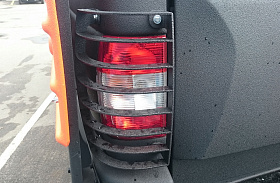 Защита задних фонарей АВС-Дизайн для УАЗ Пикап 2015+ (2 шт.)